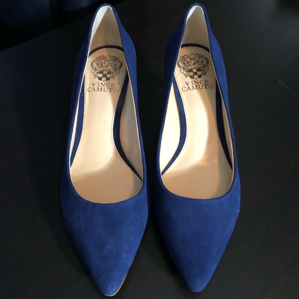 Vince Camuto Kemira Pumps